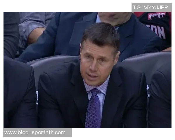 巴恩斯赞福克斯领导风格独特队友们愿意全力支持他 巴恩斯赞福克斯领导风格独特队友们愿意全力支持他