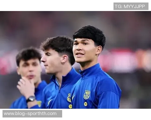 巴黎圣日耳曼与巴萨达成德罗转会协议球员即将抵达巴黎进行体检